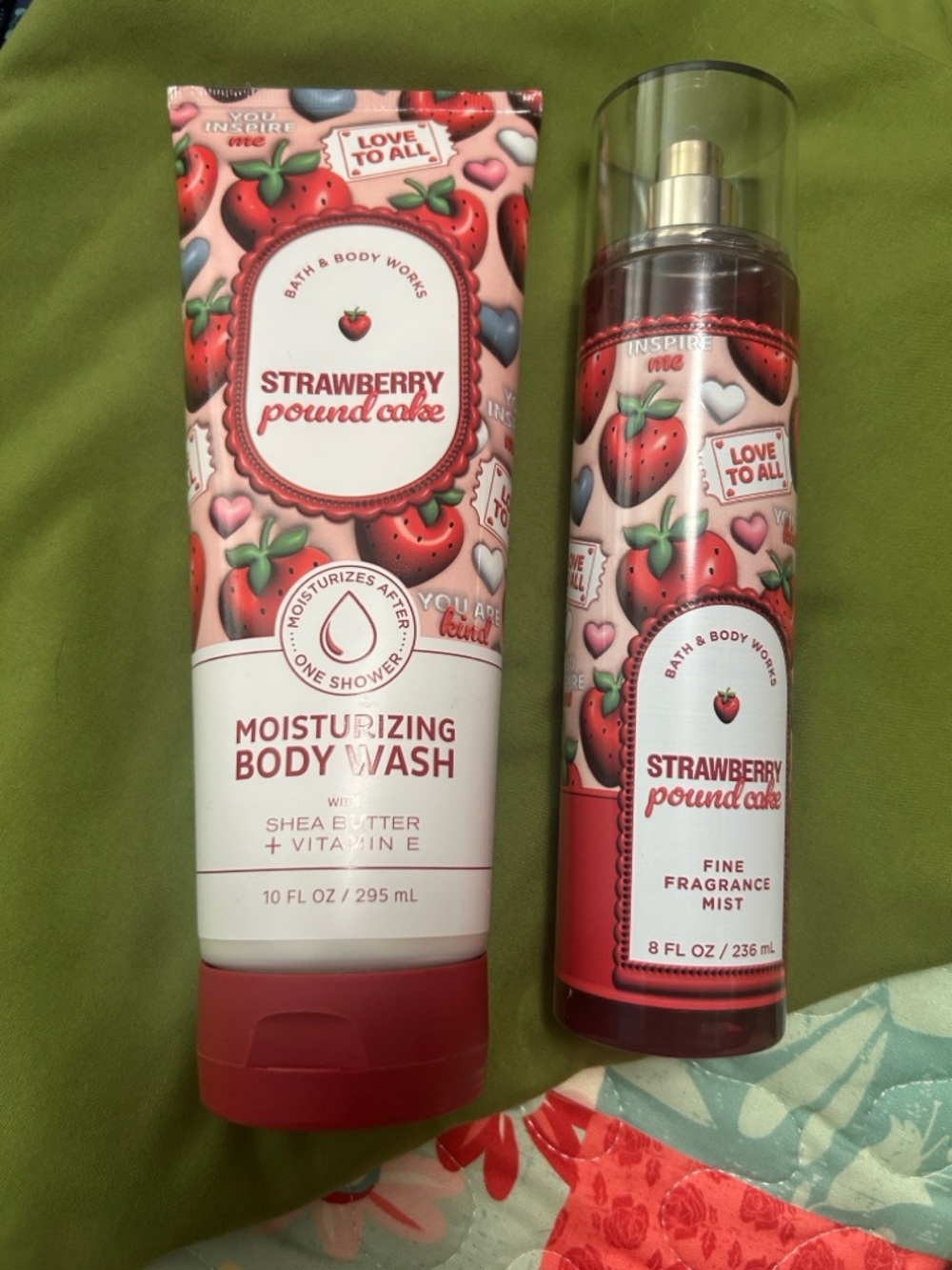 Strawberry Pound Cake set. Moisturizing body wash 10oz, fine fragrance mist 8oz